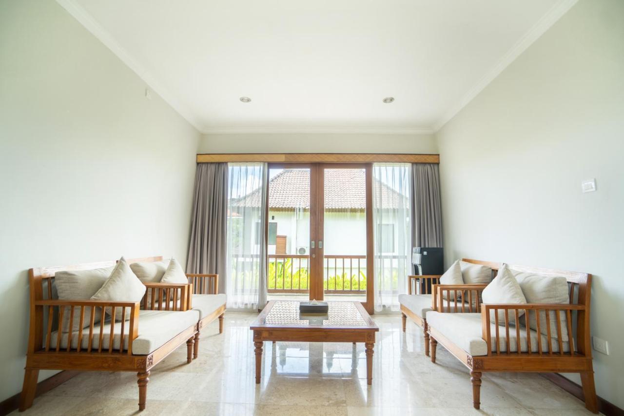 Desa Swan Villas & Spa, Керамас Экстерьер фото